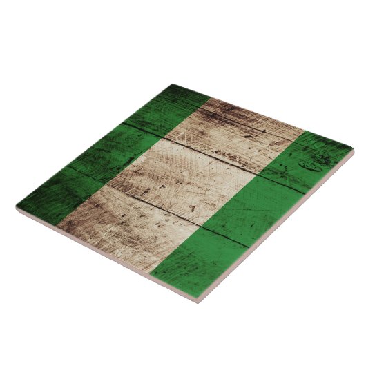 古い木製の穀物のナイジェリアの旗 タイル (側面)