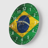 古い木製の穀物のブラジルの旗 ラージ壁時計 (傾斜)