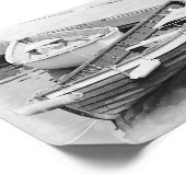 古い木製ボートの白黒ポスター ポスター (角)