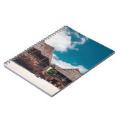 古い木造のトロピカルバンガローの上のビーチエンシェント、 ノートブック (左側)