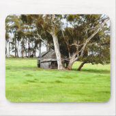 古い木造の小屋 マウスパッド (正面)