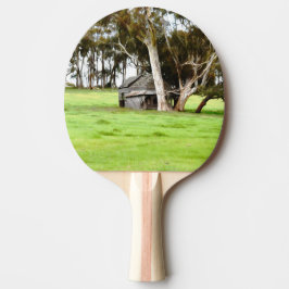 古い木造の小屋 卓球ラケット