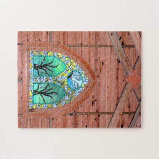 古い木造の教会の窓 ジグソーパズル (横)