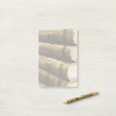 古い本の山 ポストイット (デスク上)