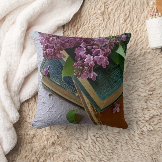 古い本やライラック クッション (ブランケット)