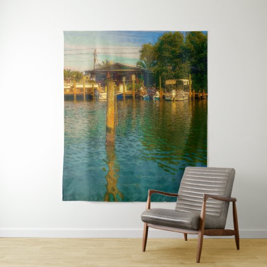 古い水やり場での夕日 タペストリー (インサイチュ)