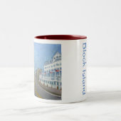 古い港に入るブロック島のマグ ツートーンマグカップ (中央)