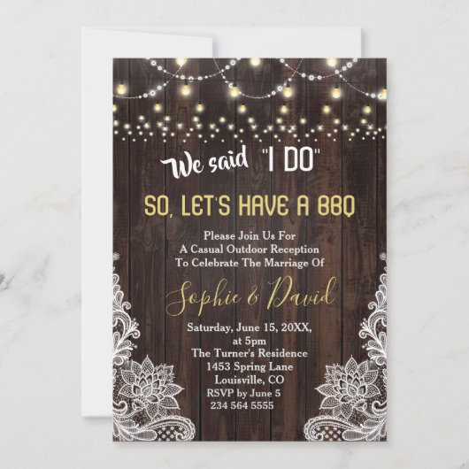 古い納屋の素朴なレースのストリングライト 私たちは結婚する！ BBQしよう 招待状 (正面)
