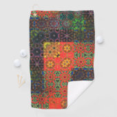 古い緑とサンゴから茶色の万華鏡のように千変万化するパターンモザイク ゴルフタオル (インサイチュ)