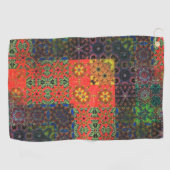 古い緑とサンゴから茶色の万華鏡のように千変万化するパターンモザイク ゴルフタオル (横)