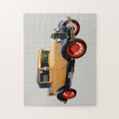 古い自動車を復元 ジグソーパズル (縦)