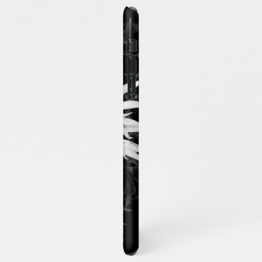 古い花 iPhoneケース (左側)