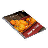 古い赤いワゴンの秋カボチャ ノートブック (右側)