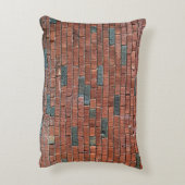 古い赤味がかったか茶色がかったレンガ壁 アクセントクッション (裏面(縦))