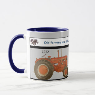 古い農家と古いトラクタ、チ保ャッグ- MUG マグカップ