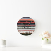 古い錆ついた ラウンド壁時計 (ホーム)