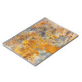 古い錆の質感、メタリックグランジな背景。 ノートブック (左側)