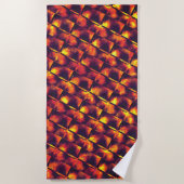 古い錆びたプレートを火と火の色で ビーチタオル (正面)