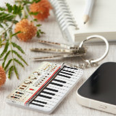 古い電気キーボード キーホルダー (正面右)