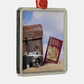 古い革スーツケース、レトロのカメラ メタルオーナメント (右)