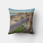 古い頑丈なビーチフェンス クッション (裏面)