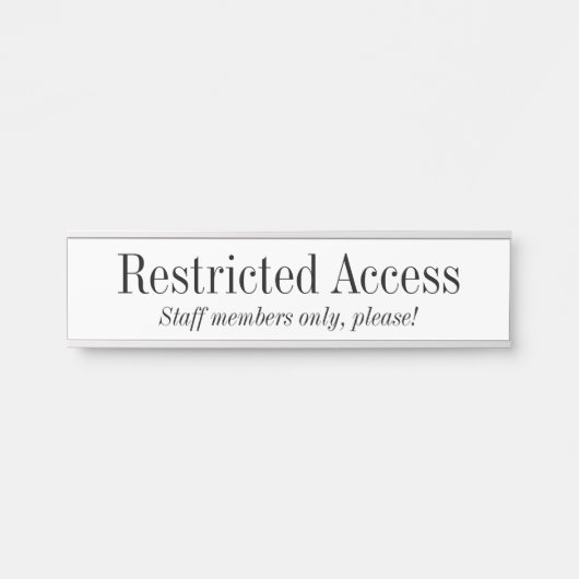 古い「ファッションド制限付きアクセス」 サインプレート (正面)