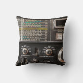 古いAMラジオの詳細 クッション (裏面)