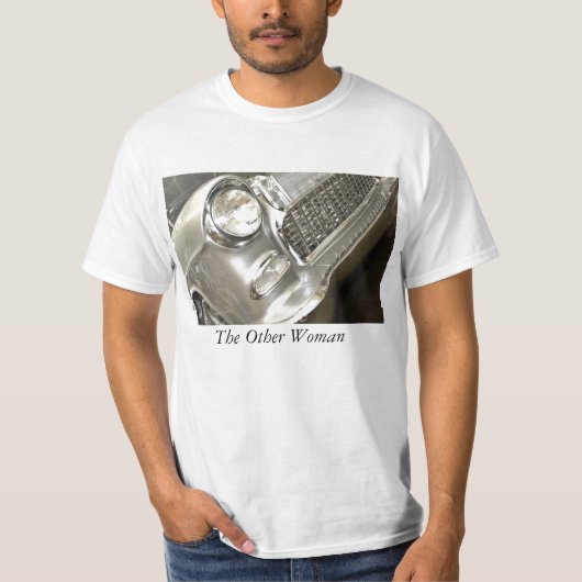 古いChevyの前部グリル Tシャツ (正面)