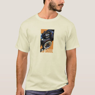 古いSkoolは改造しました Tシャツ