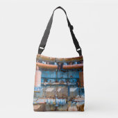 古くて錆びたアトラス帝国ディーゼルエンジンInde クロスボディバッグ (正面)