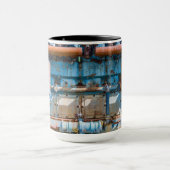 古くて錆びたアトラス帝国ディーゼルエンジンInde マグカップ (中央)