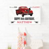 古くはないがクラシックレッド1939トラックの年齢誕生日 横断幕 (インサイチュ)