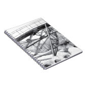 古代のフットブリッジペンシラートモノクロ ノートブック (右側)