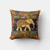 古代の木々はフローラ象でパターン。 クッション (正面)