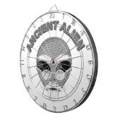 古代エイリアンヘッドニュースプリント ダーツボード (正面右)