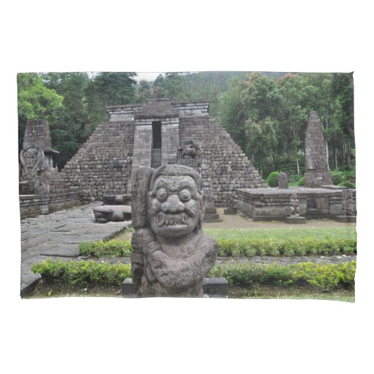 古代エキゾチック寺院Candi Sukuh 枕カバー (正面)