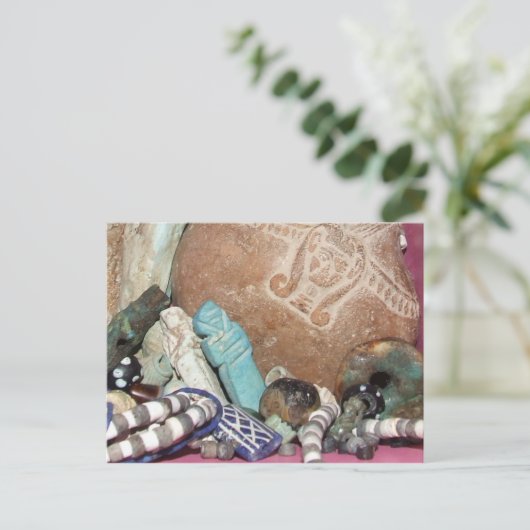 古代エジプトのお守りおよびビーズの郵便はがき ポストカード (スタンド正面)