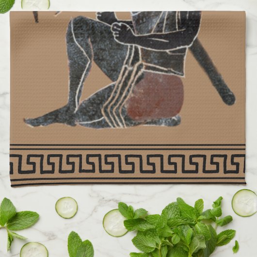 古代ギリシャのホプライトがヘルメットを見て キッチンタオル (折り畳み)