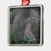 古代根 メタルオーナメント (左)