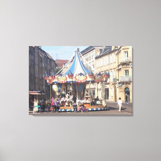 古代都市のフェアグラウンドフランスのラウンドアバウト キャンバスプリント (正面)