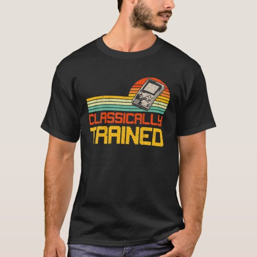 古典的な訓練を受けたゲームファン Tシャツ (正面)
