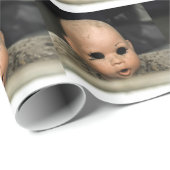 叫びのベビーのヴィンテージの人形の頭部の汚れた窓 ラッピングペーパー (ロールコーナー)