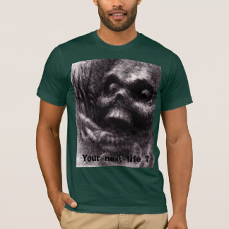 叫ぶ墓から上がるゾンビのスカル Tシャツ