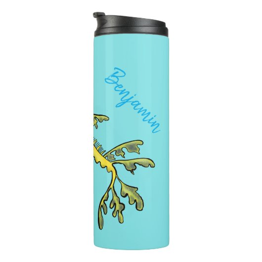 可愛いおもしろいチラシの海ドラゴン漫画イラストレーション タンブラー (回転右)