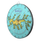 可愛いおもしろいチラシの海ドラゴン漫画イラストレーション ダーツボード (正面右)