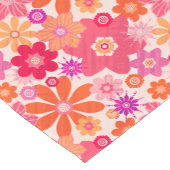 可愛いおもしろいレトロスタイルフローラルパターンピンクオレンジ ショートテーブルランナー (コーナー)
