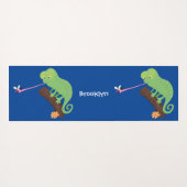 可愛いおもしろい緑のハッピーカメレオン ヨガマット (裏面(横))