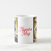 可愛いかわいいスタイルレーコンがコーンを保持 コーヒーマグカップ (中央)