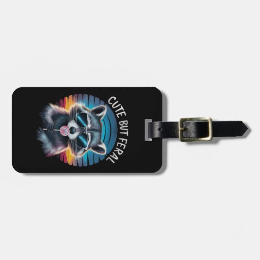 可愛いがフェラルおもしろいラクーン ラゲッジタグ (正面横)