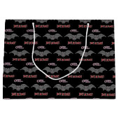 可愛いが怖いこうもり ラージペーパーバッグ (正面)